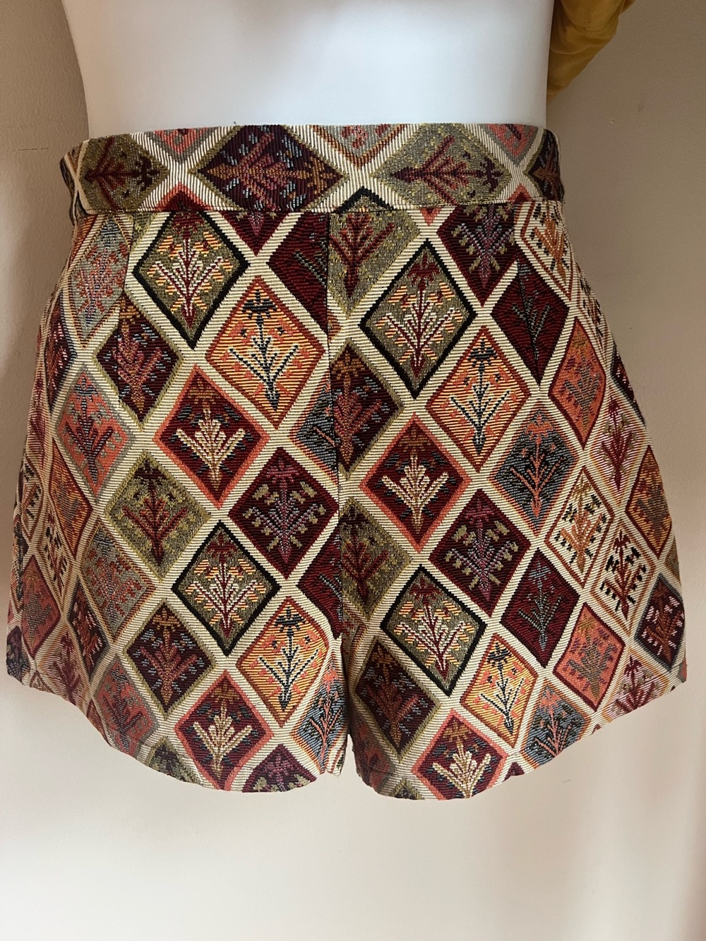Cider tapestry Woven Geometric shorts in Rust, Cream, Brown and Black